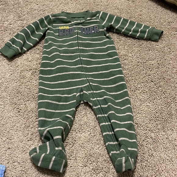 Carters infant sleeper ~ size 9 months - Picture 2 of 3